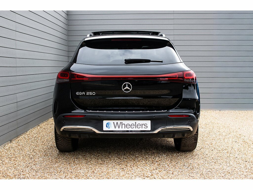 Mercedes-Benz EQA Eqa 250 66.5Kwh Amg Line Premium Black #7