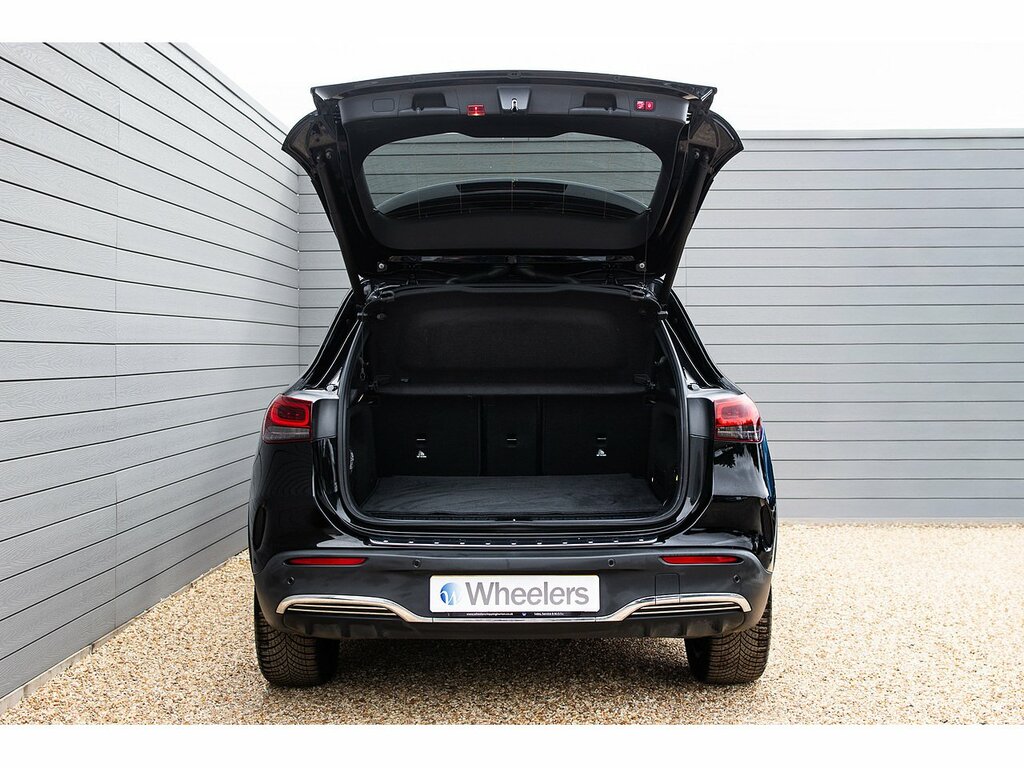 Mercedes-Benz EQA Eqa 250 66.5Kwh Amg Line Premium Black #8