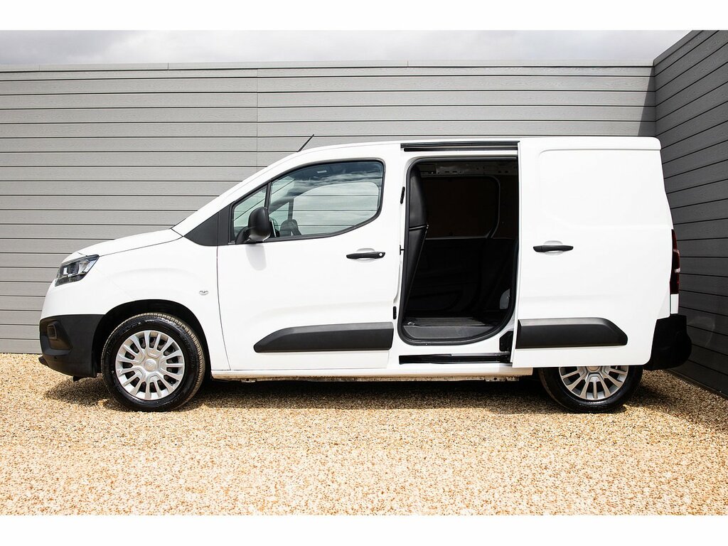 Toyota Proace City Bluehdi Icon White #6
