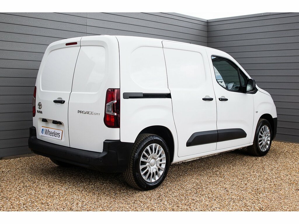 Toyota Proace City Bluehdi Icon White #3