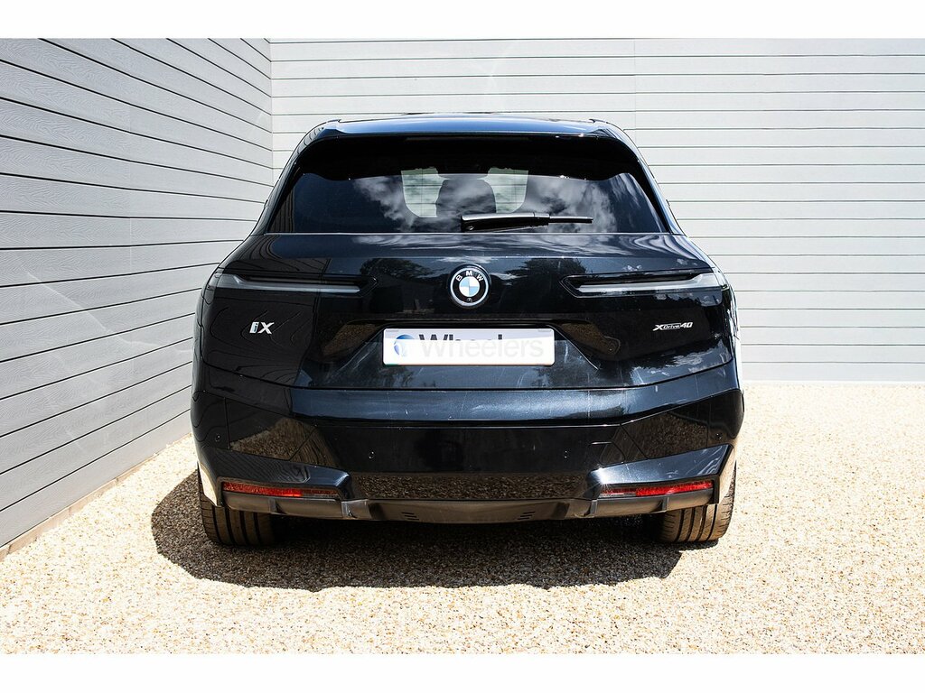 BMW iX 40 M Sport Blue #6
