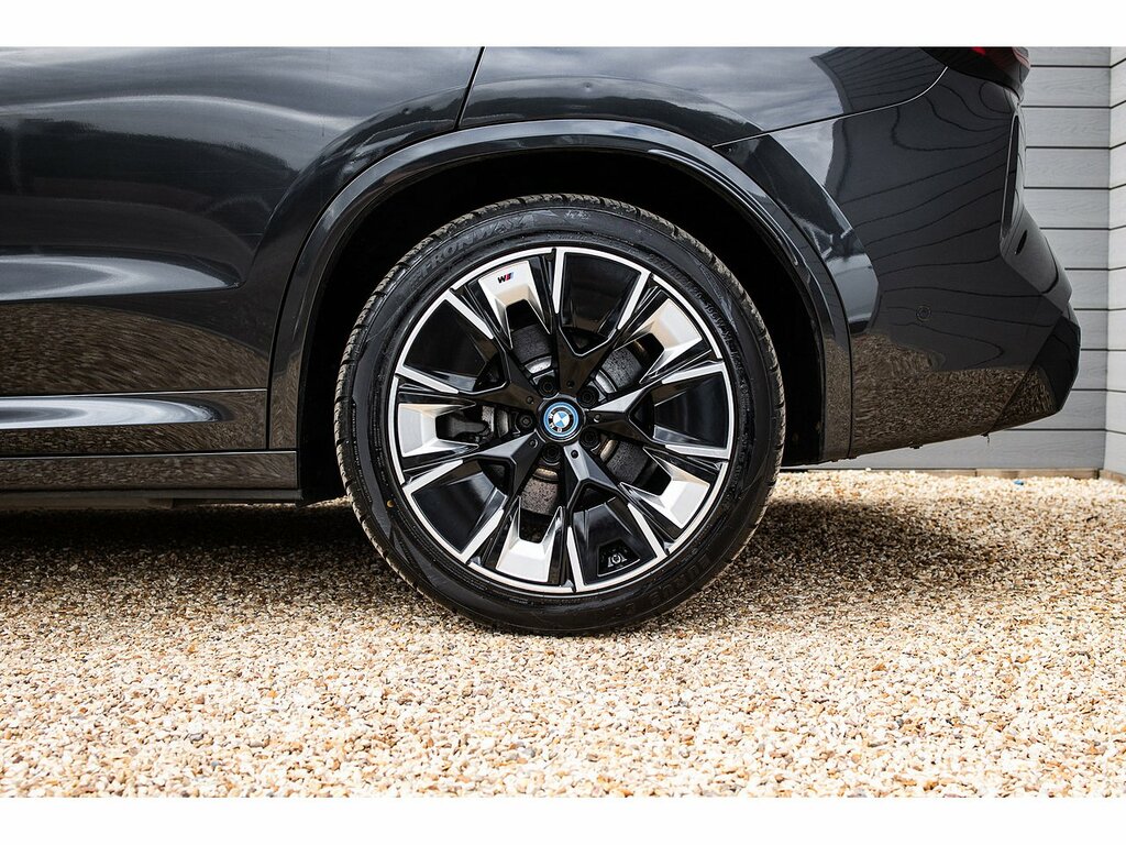 BMW iX3 210Kw M Sport Pro 80Kwh White #44