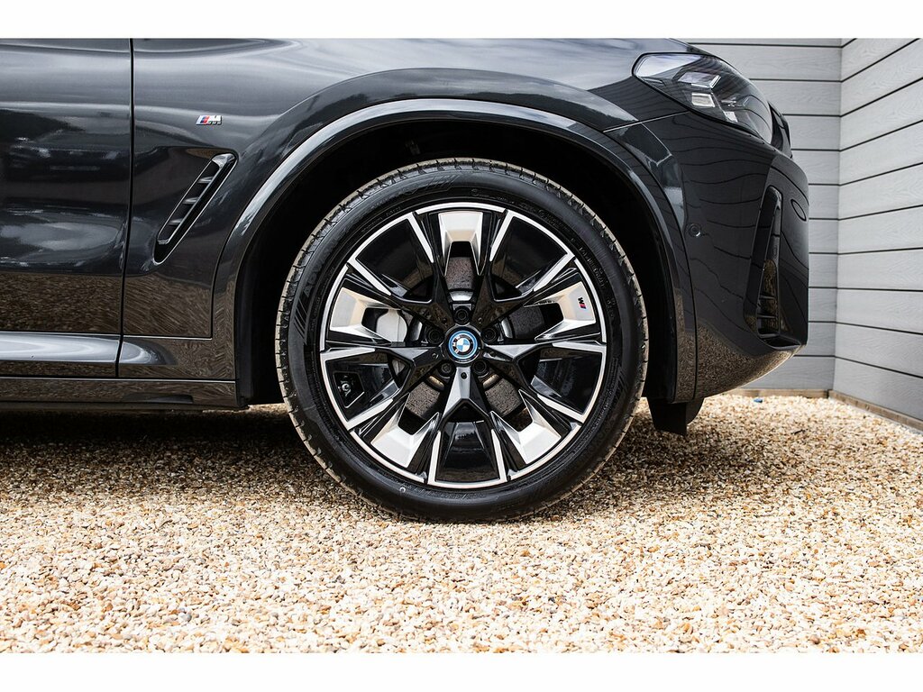 BMW iX3 210Kw M Sport Pro 80Kwh White #46