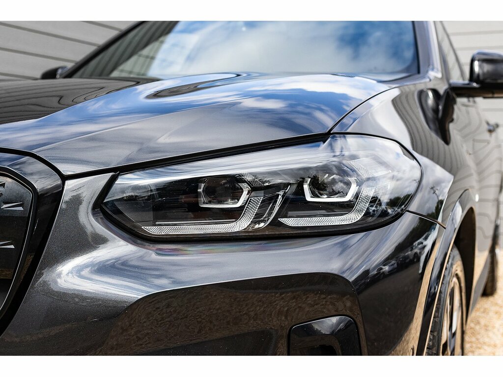 BMW iX3 210Kw M Sport Pro 80Kwh White #39