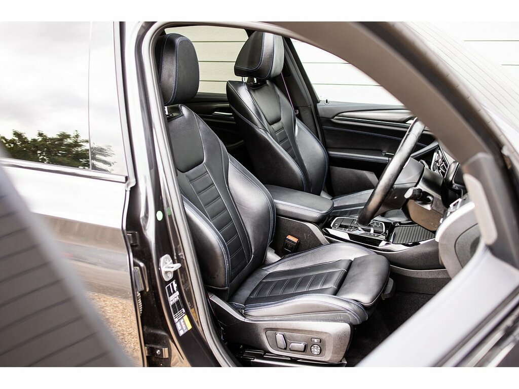 BMW iX3 210Kw M Sport Pro 80Kwh White #12