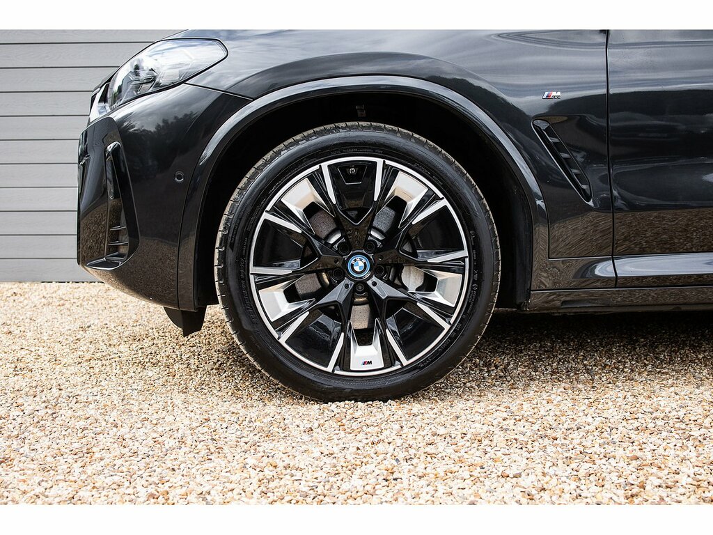 BMW iX3 210Kw M Sport Pro 80Kwh White #43