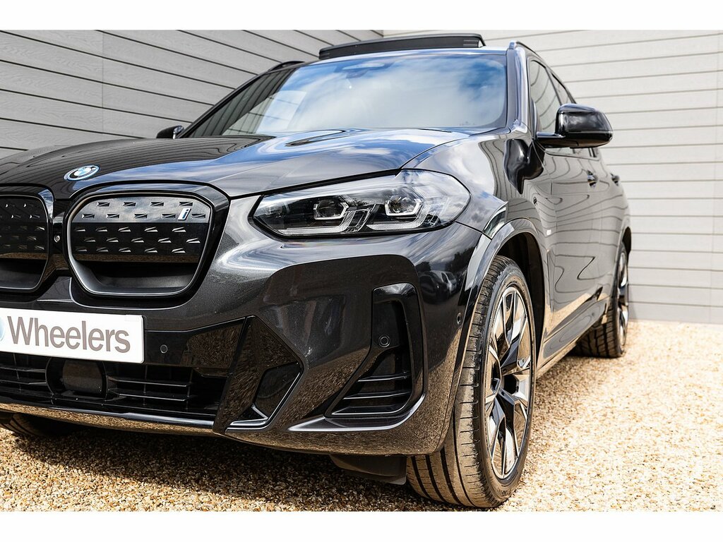 BMW iX3 210Kw M Sport Pro 80Kwh White #40