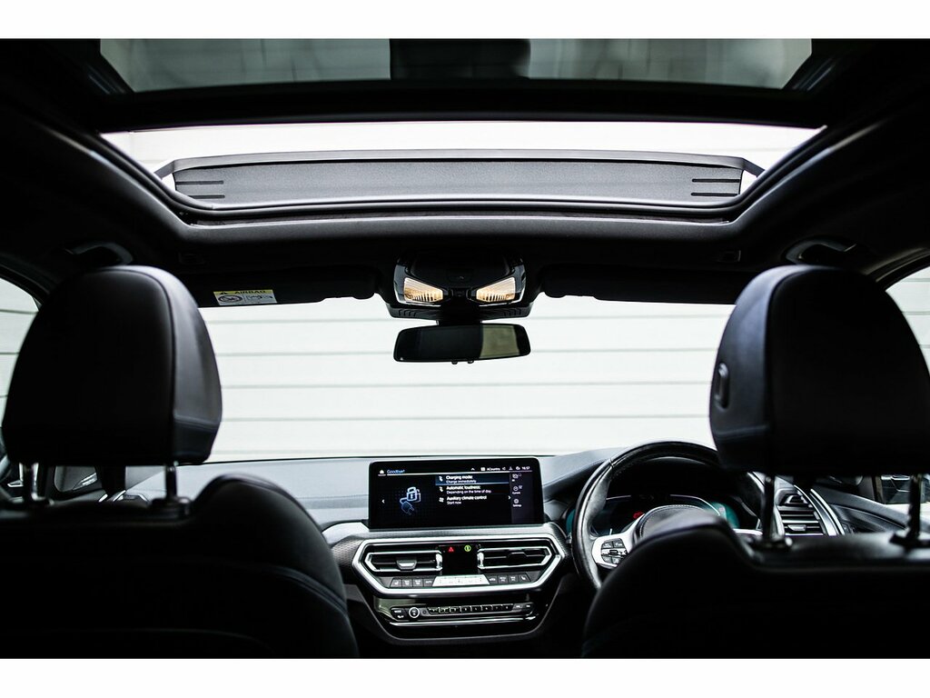 BMW iX3 210Kw M Sport Pro 80Kwh White #35