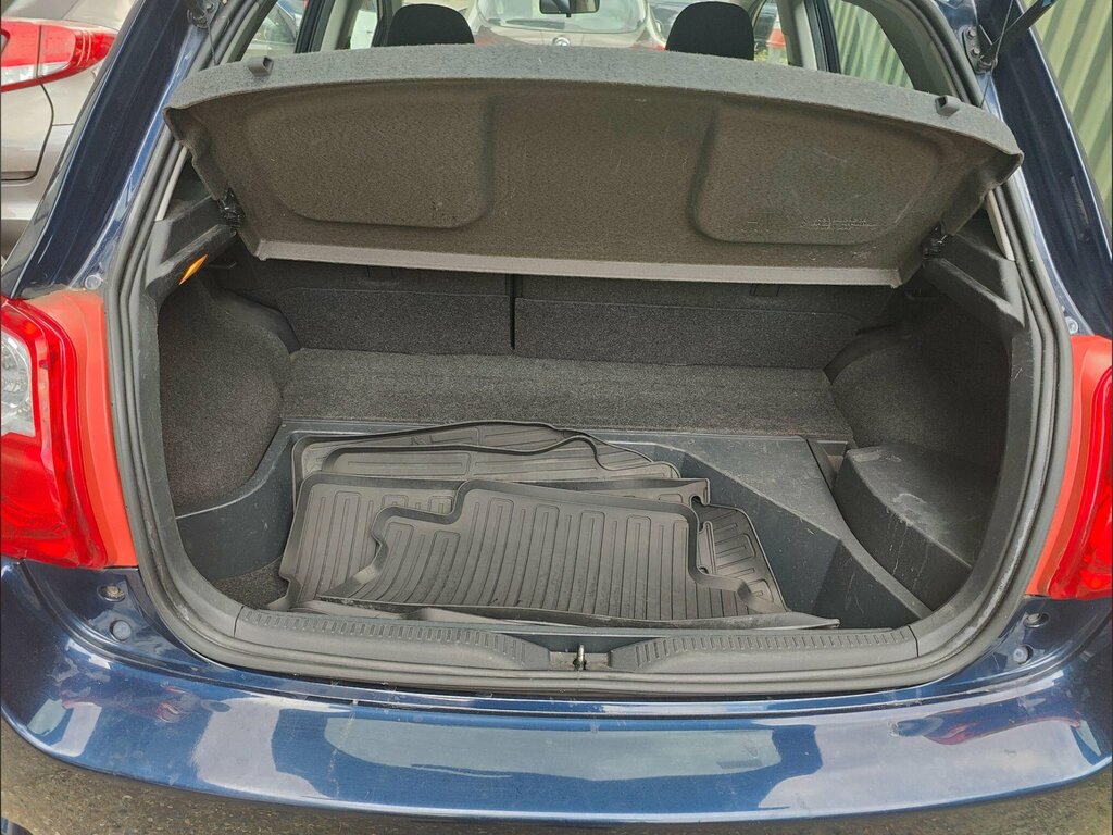 Toyota Auris T Spirit Black #21