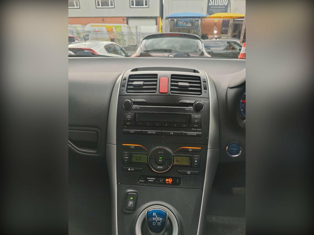 Toyota Auris T Spirit Black #9
