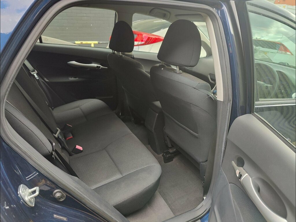 Toyota Auris T Spirit Black #12