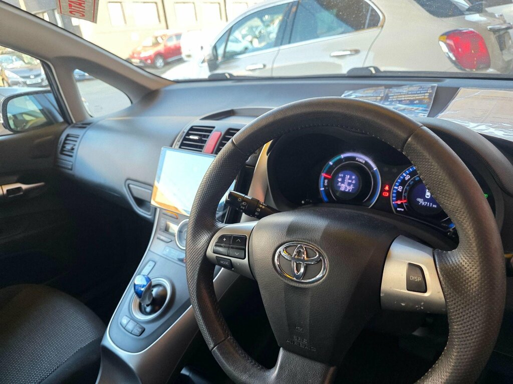 Toyota Auris 1.6 V-matic Tr Euro 5 Grey #31