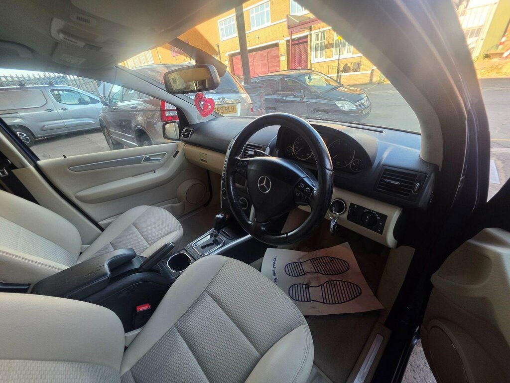Mercedes-Benz A Class 1.8 A200 Cdi Blueefficiency Sport 7G-dct Euro 5 S Black #11