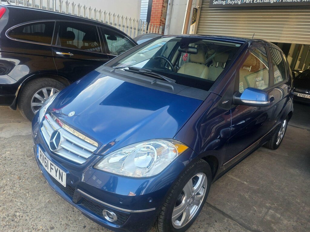 Mercedes-Benz A Class 1.8 A200 Cdi Blueefficiency Sport 7G-dct Euro 5 S Black #6