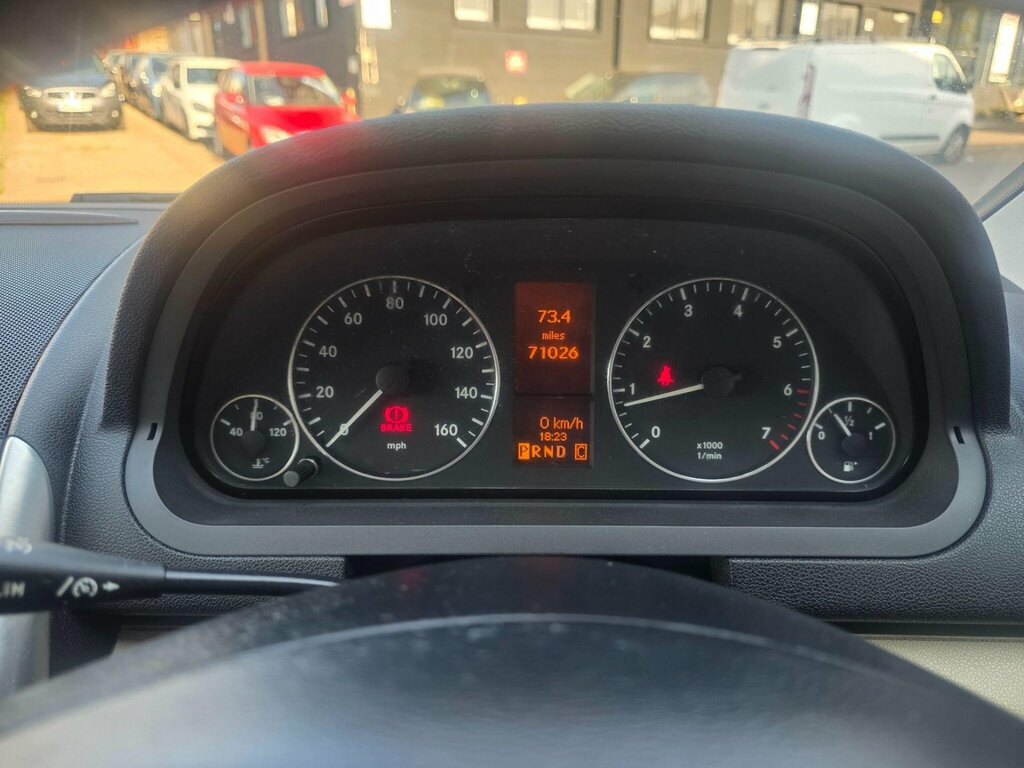 Mercedes-Benz A Class 1.8 A200 Cdi Blueefficiency Sport 7G-dct Euro 5 S Black #35