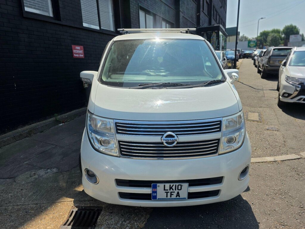 Nissan Elgrand Highway Star White Edn White #2