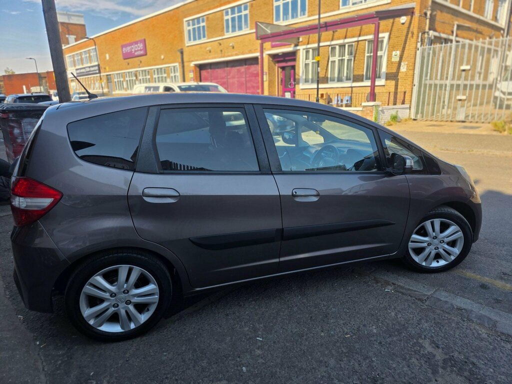 Honda Jazz 1.4 I-vtec Exl Cvt Euro 5 Brown #2