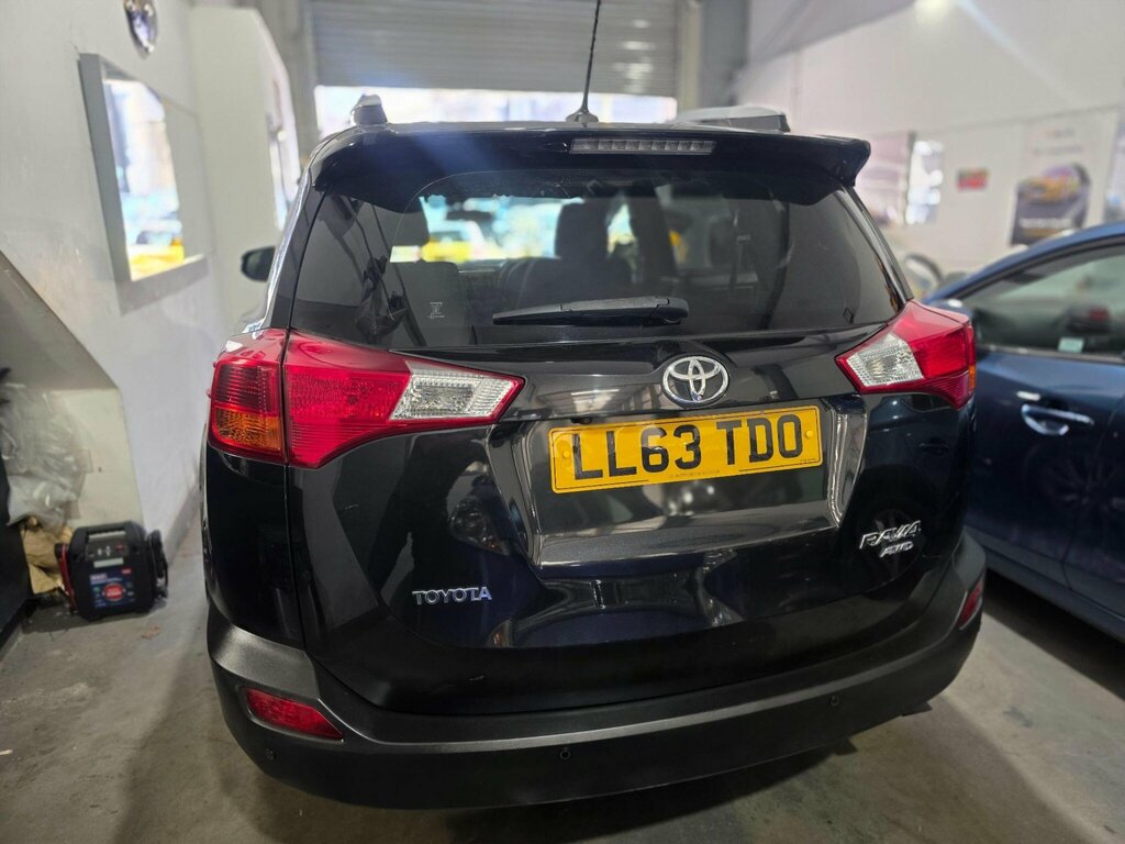 Toyota Rav 4 2.2 D-4d Icon Suv 4Wd Euro 5 15 White #12