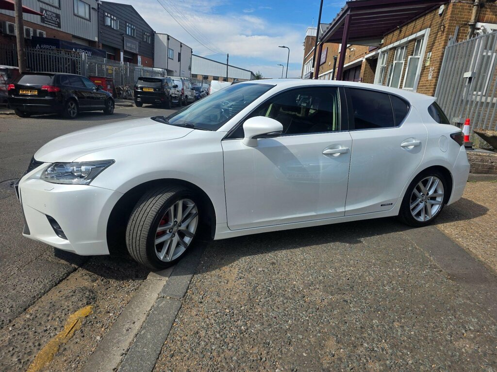 Lexus CT 200H Advance Plus Black #8