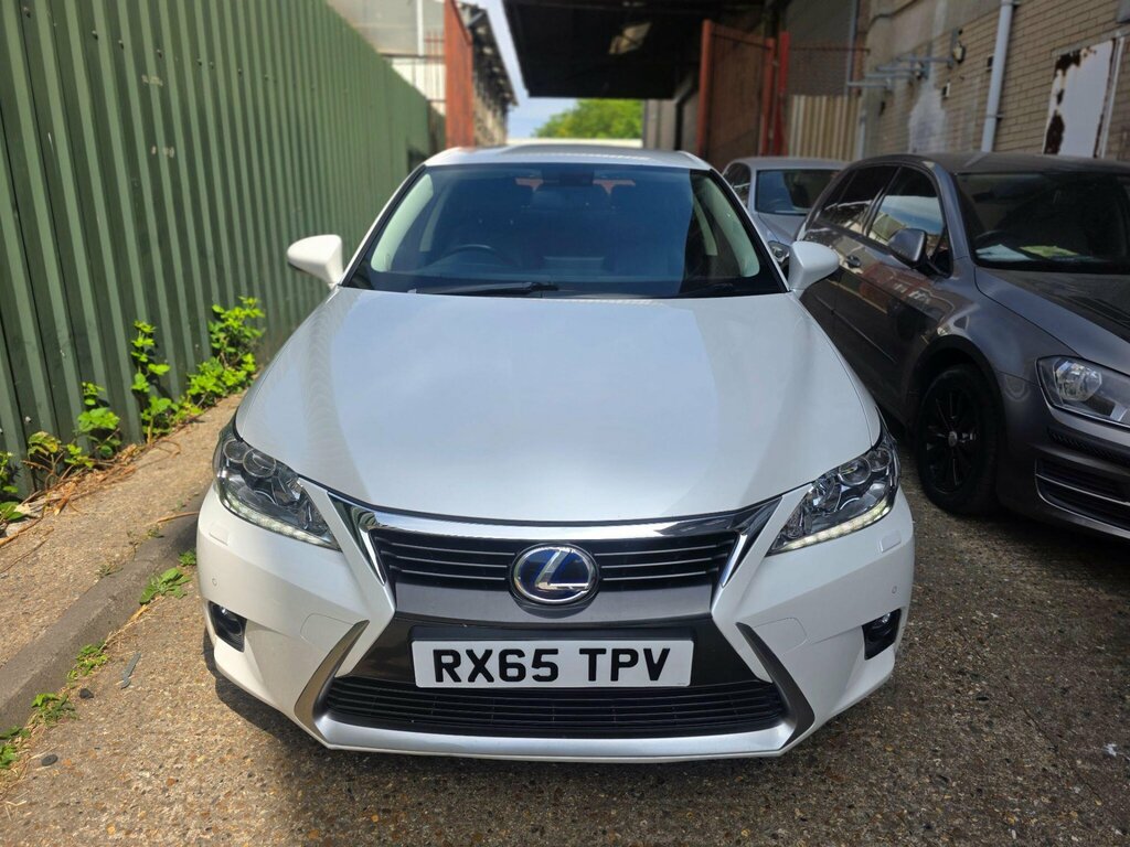 Lexus CT 1.8 200H Premier Cvt Euro 6 Ss White #4