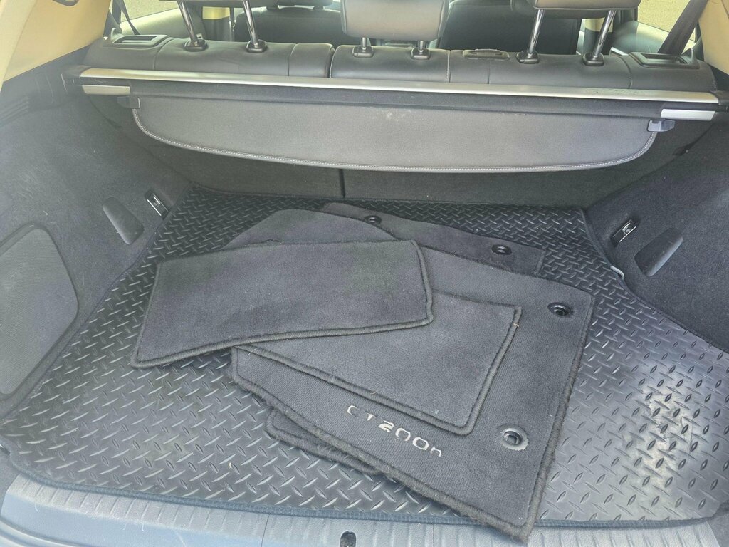 Lexus CT 200H Advance Plus Black #44