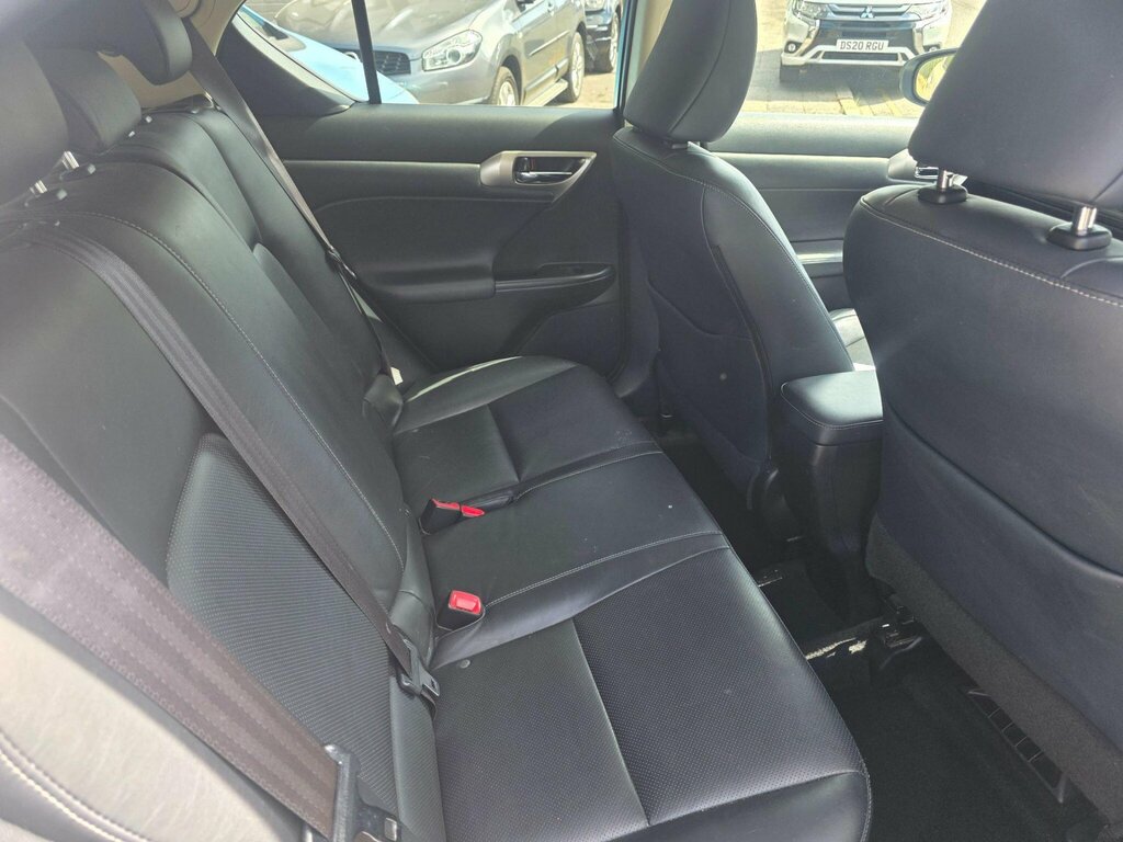Lexus CT 200H Advance Plus Black #22