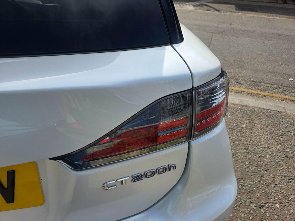 Lexus CT 200H Advance Plus Black #46