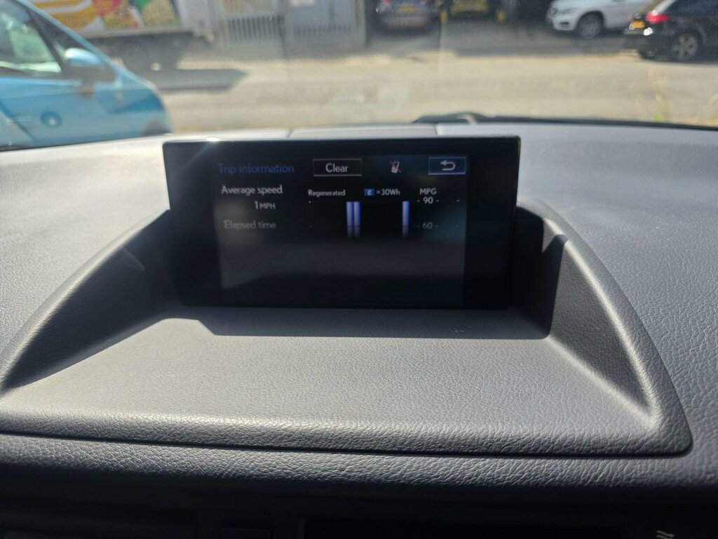 Lexus CT 200H Advance Plus Black #38
