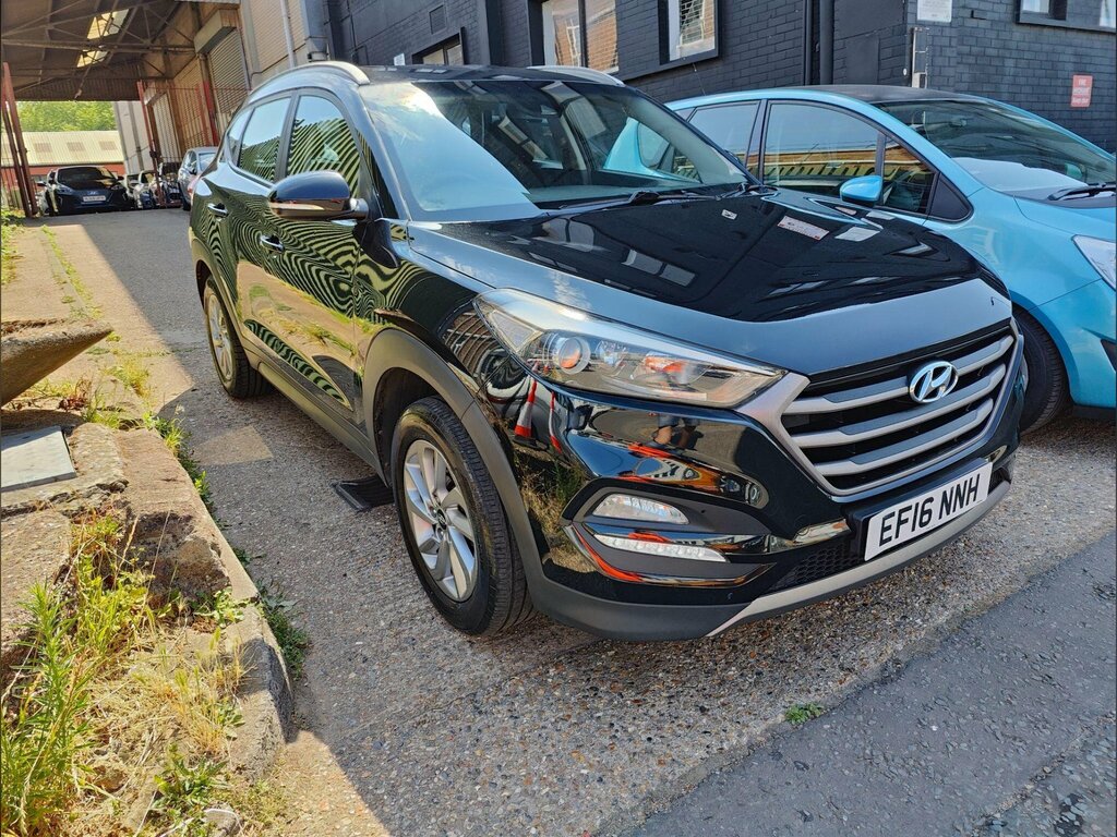 Hyundai Tucson 1.6 Gdi Blue Drive Se Euro 6 Ss Black