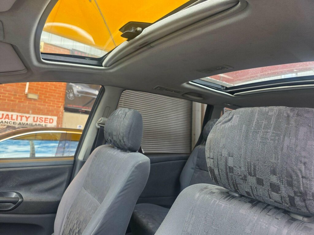 Toyota Previa 2.4 Previa Tspirit Vvti Red #31