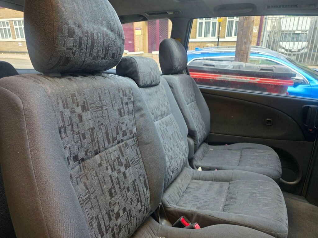 Toyota Previa 2.4 Previa Tspirit Vvti Red #12