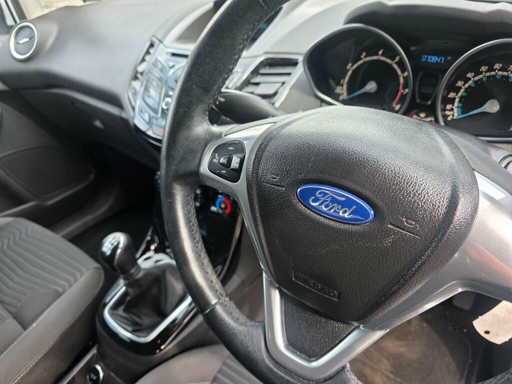 Ford Fiesta Zetec 2013 Blue #29