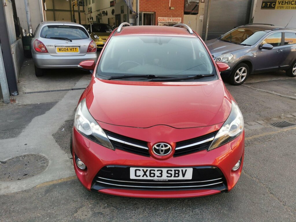 Toyota Verso 1.8 V-matic Excel Multidrive S Euro 5 Euro 5 Red #4