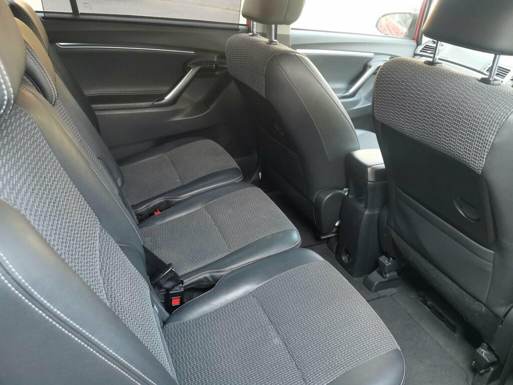 Toyota Verso D-4d Icon Grey #17