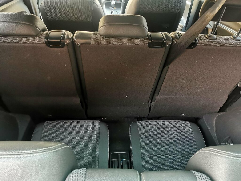 Toyota Verso D-4d Icon Grey #19