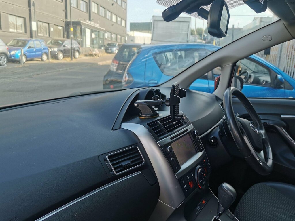 Toyota Verso D-4d Icon Grey #11