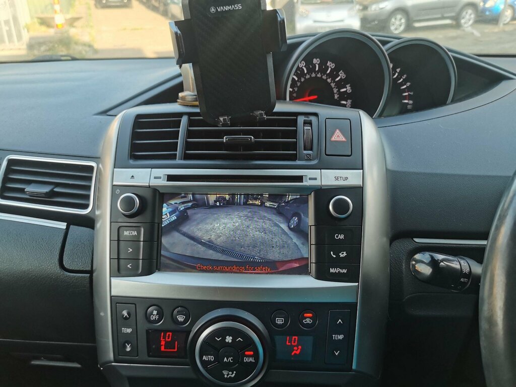 Toyota Verso D-4d Icon Grey #29