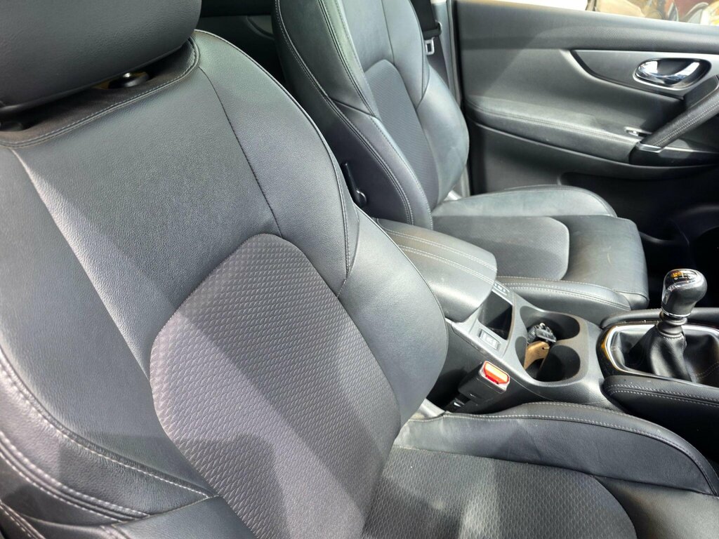 Nissan Qashqai Black #13