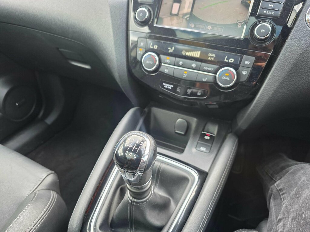 Nissan Qashqai Black #10
