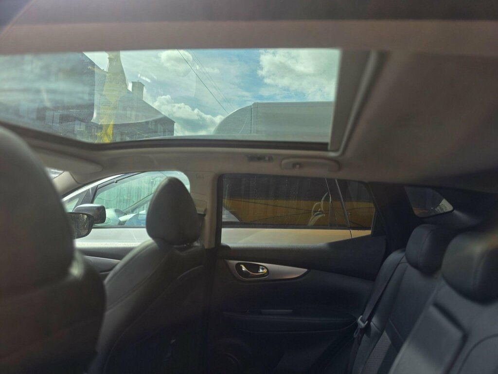 Nissan Qashqai Black #24