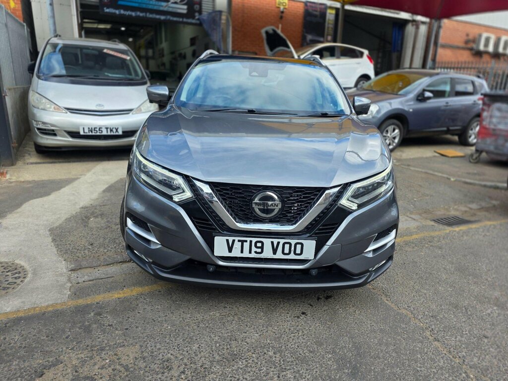 Nissan Qashqai Black #3