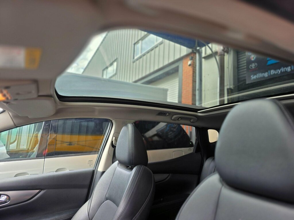 Nissan Qashqai Black #38