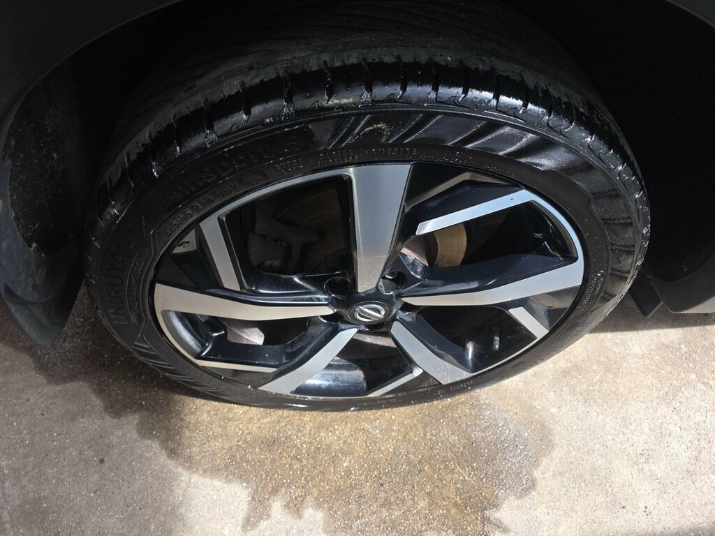 Nissan Qashqai Black #27
