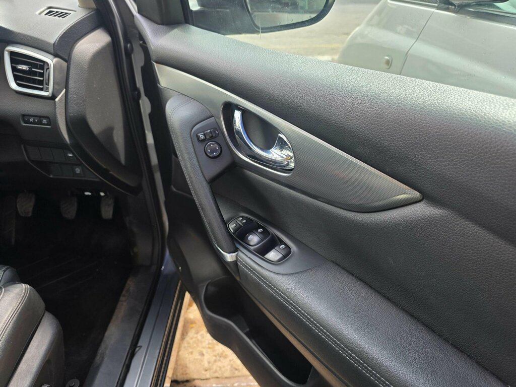 Nissan Qashqai Black #19