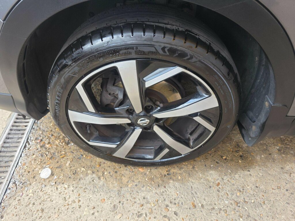 Nissan Qashqai Black #25