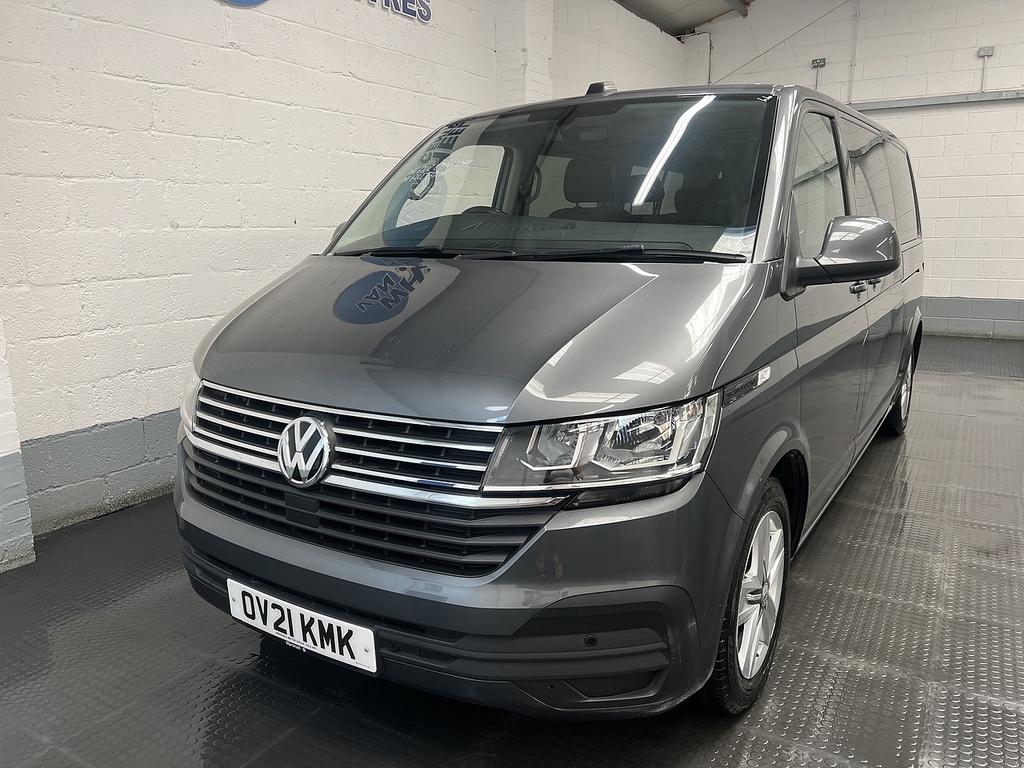 Volkswagen Transporter Shuttle Transporter Shuttle 2.0 Tdi Se Dsg Lwb Euro 6 Ss Grey