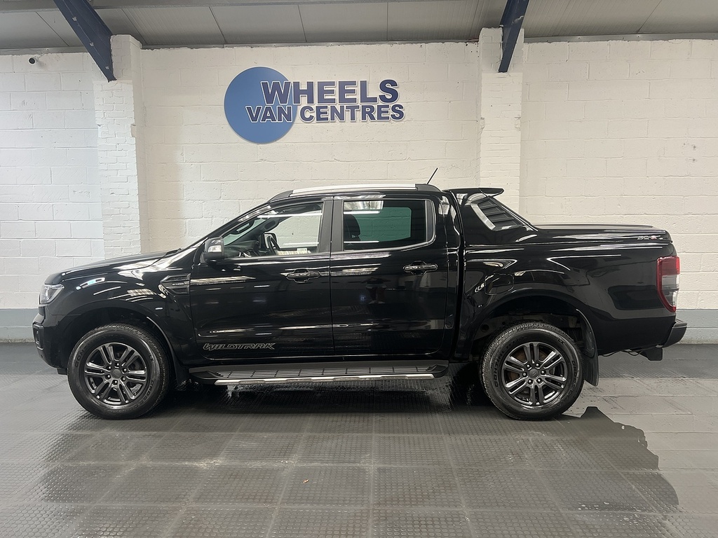 Ford Ranger 2.0 Ecoblue Wildtrak Pickup Double Cab YY72FHT Black #2