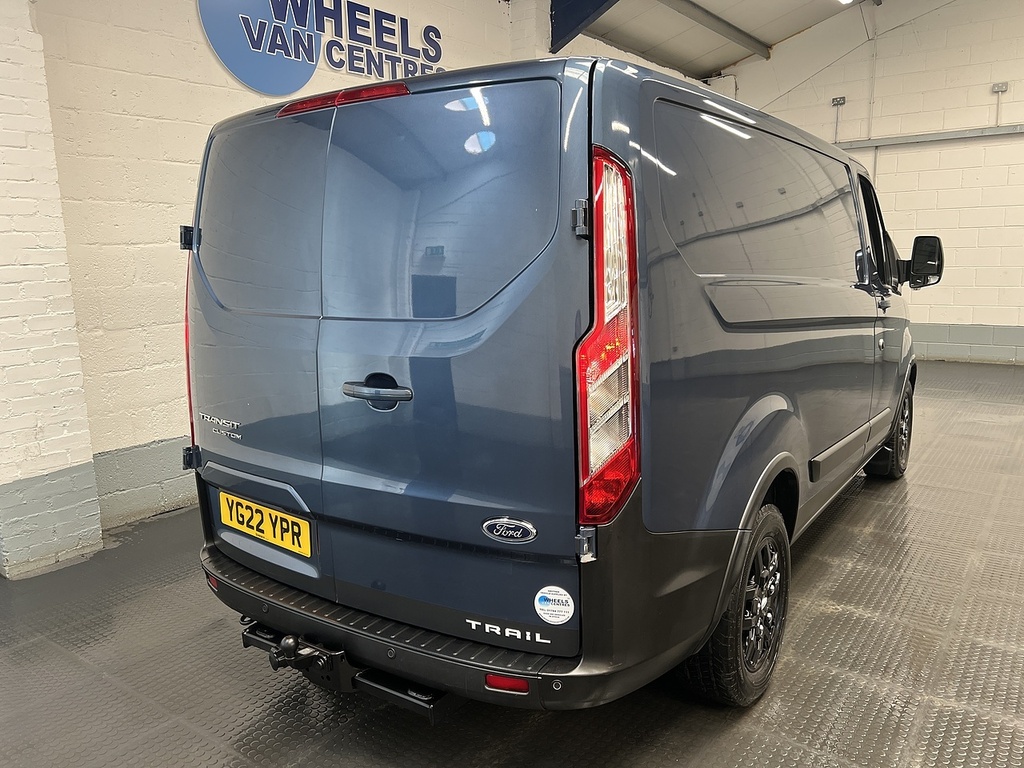 Ford Transit Custom 2.0 300 Ecoblue Trail Panel Van YG22YPR Blue #5