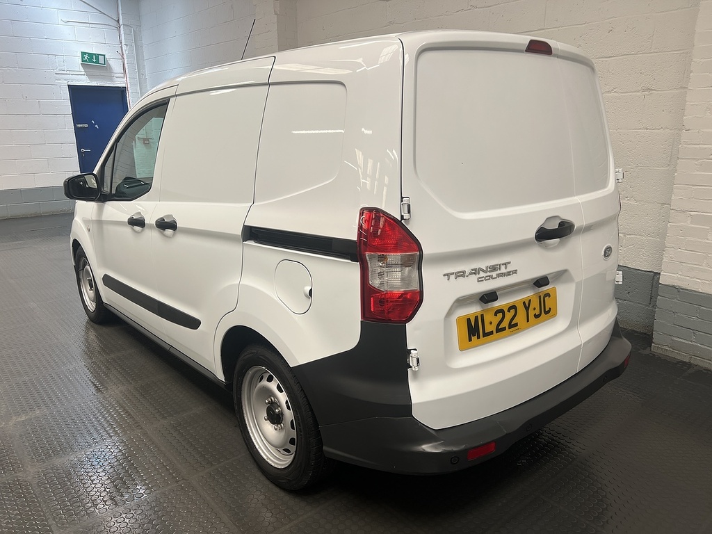 Ford Transit Courier 1.0 Ecoboost Leader Panel Van L1 ML22YJC White #3