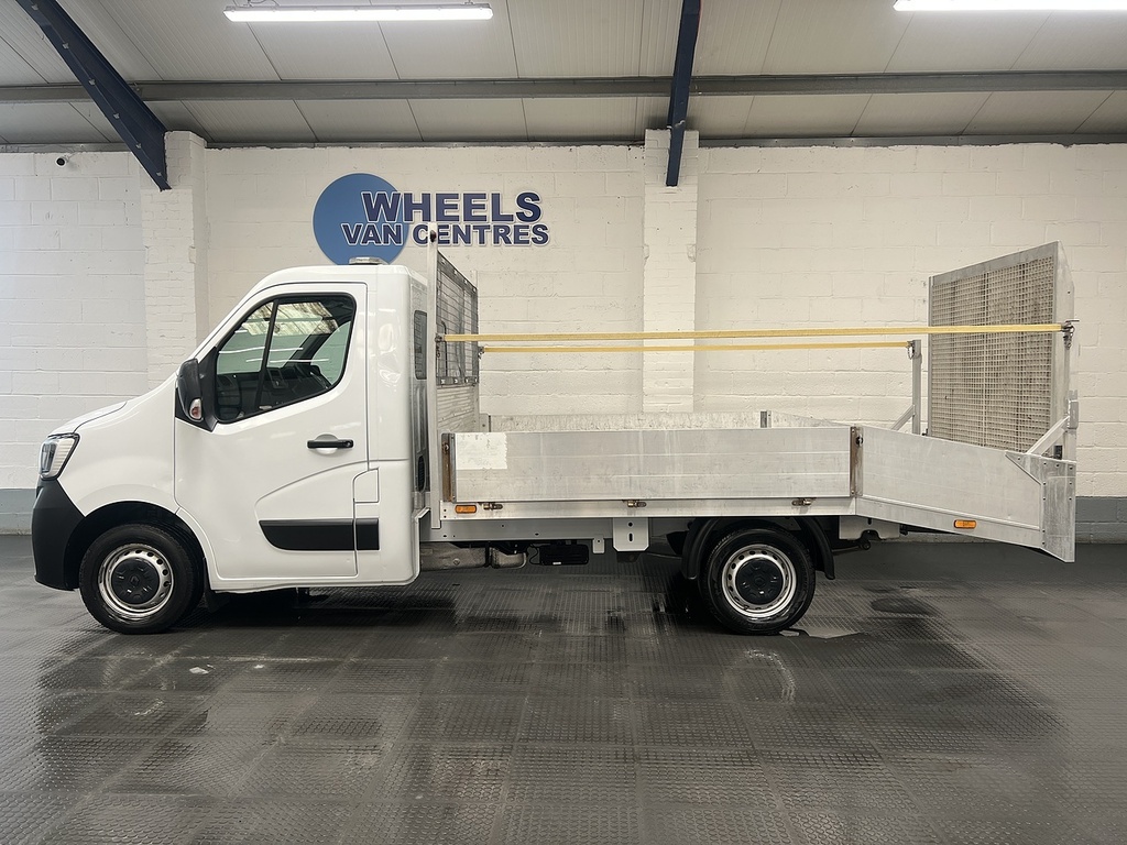 Renault Master 2.3 Dci 35 Business Platform Cab MM21YLU White #2